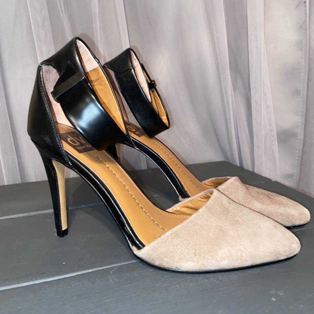 🎉Bundle Deal 3 for 15 🎉 Dolce Vita Heels